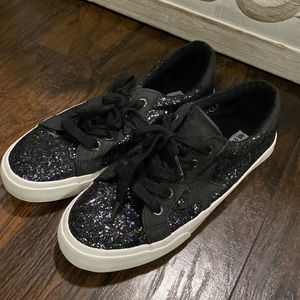 Like New Tennis Shoes